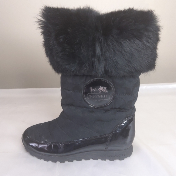 Coach Women's Snow Boot Fur Iconic Monogram Joyous Black Sz 6B Replacement Boot - Picture 1 of 7